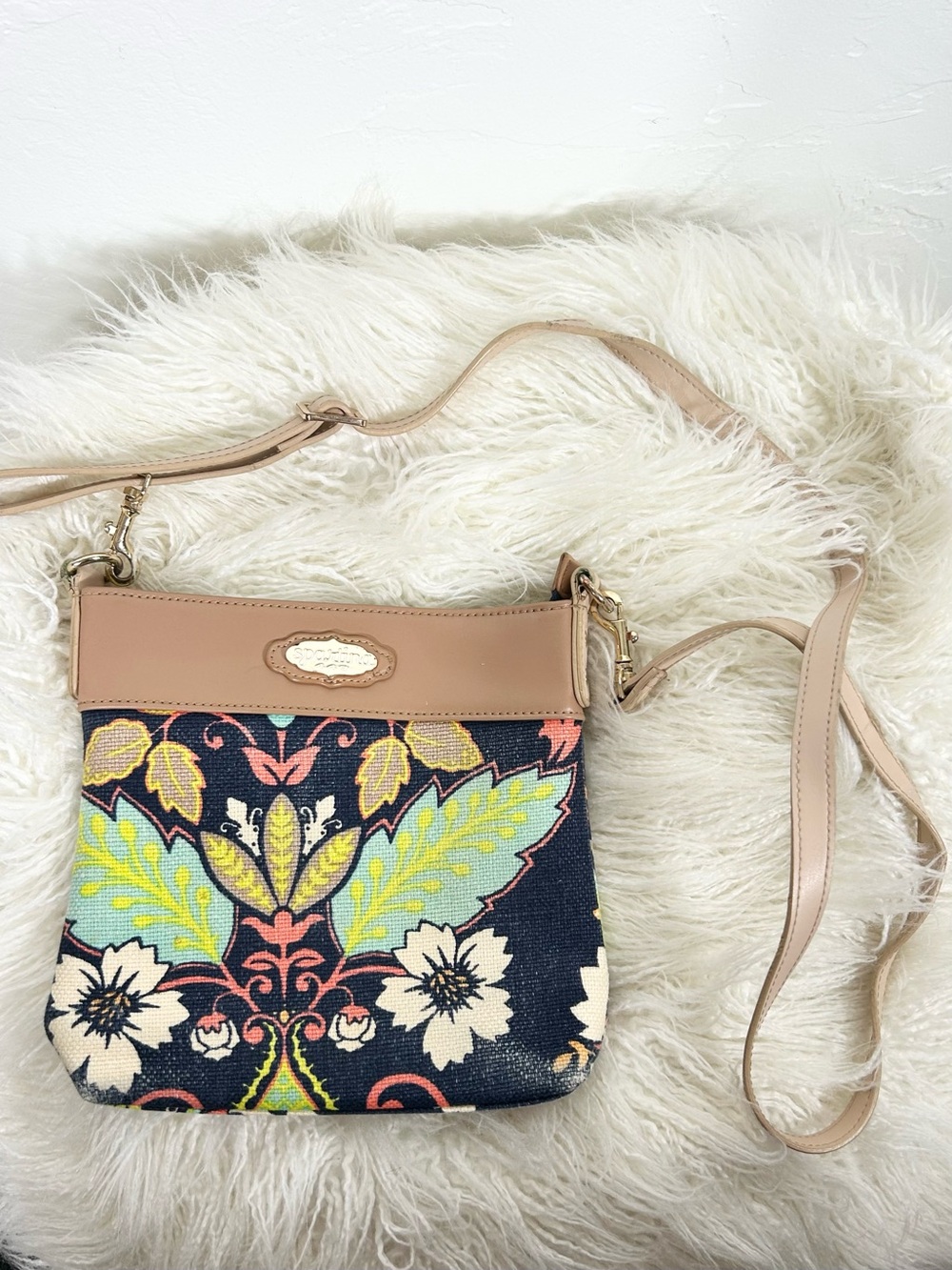Spartina 449 Daufuskie Island Amelia Hipster Crossbody Bag Navy Floral Linen